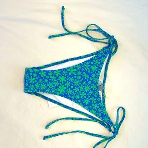 Maria Top (Ocean Dream Color) size Small from Bright Swimwear